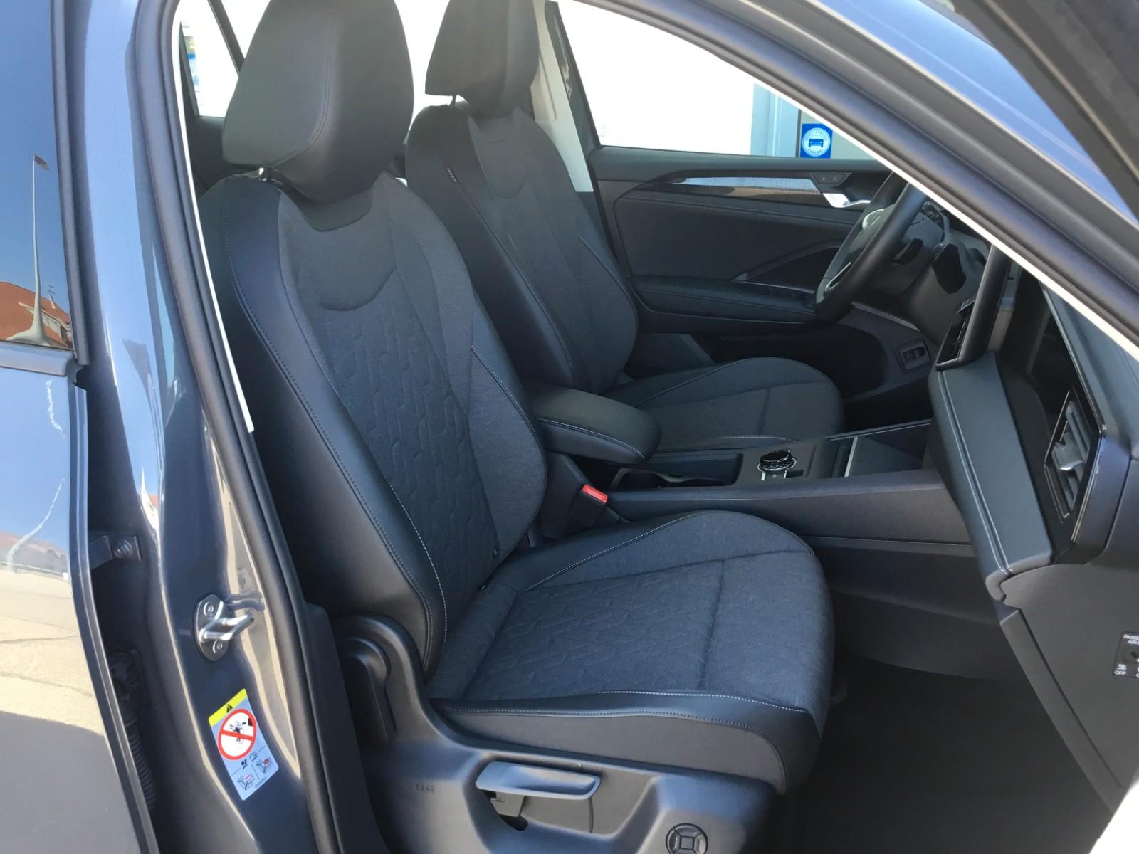 Volkswagen Tiguan 1.5 eTSI DSG Life+AHK+LED+17"+Navi+Kamera, миниатюра 10