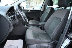 VW Golf Sportsvan VII 1.5 TSI Highline DSG Navi LED