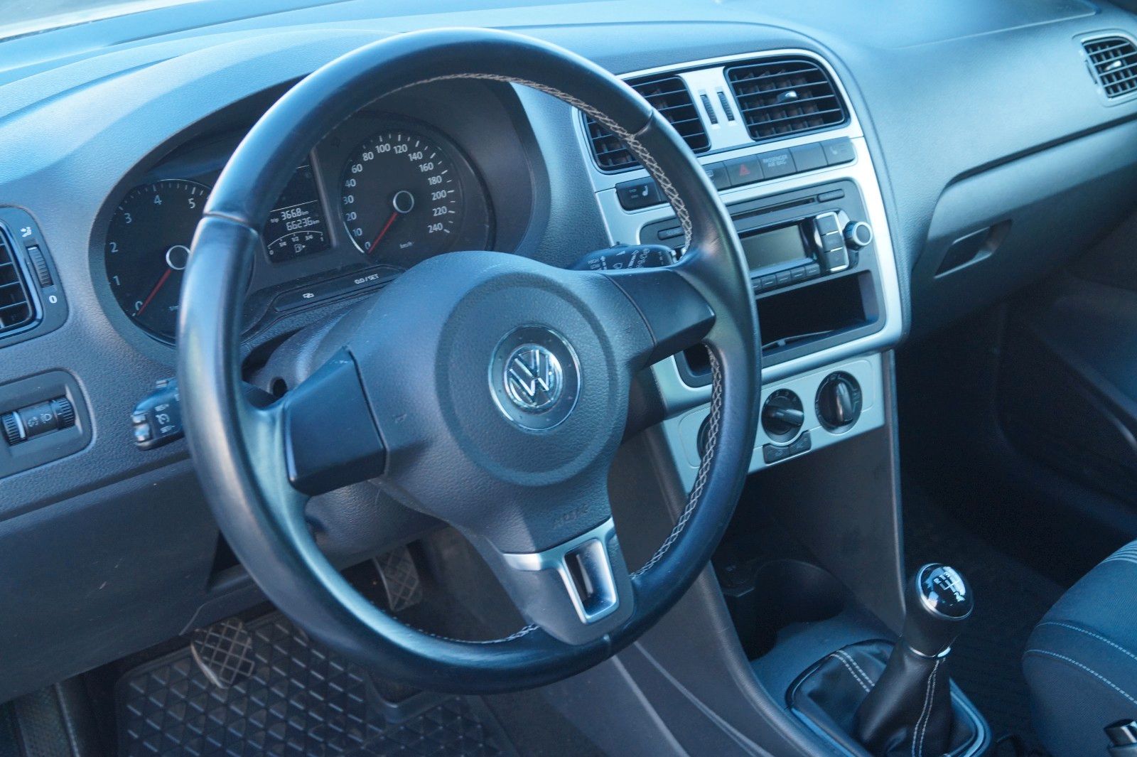 Fahrzeugabbildung Volkswagen Polo V Match *TÜV, Inspektion+Garantie