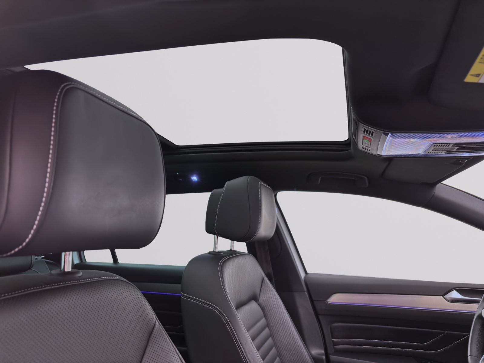 Volkswagen Passat Variant - Bild 18