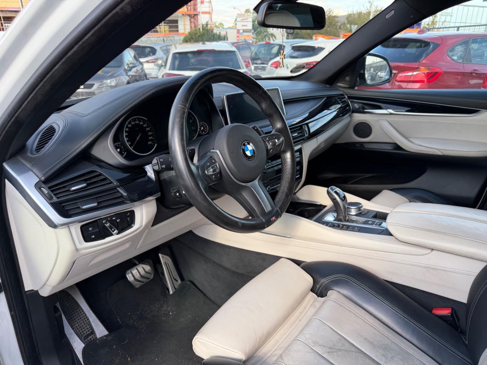 BMW X6 xDrive 50 i  M* Unfallfahrzeug* GSD/Navi/360*