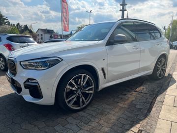 Fahrzeugabbildung BMW X5 M50 M Sport Sky Fond Entertainment VOLL