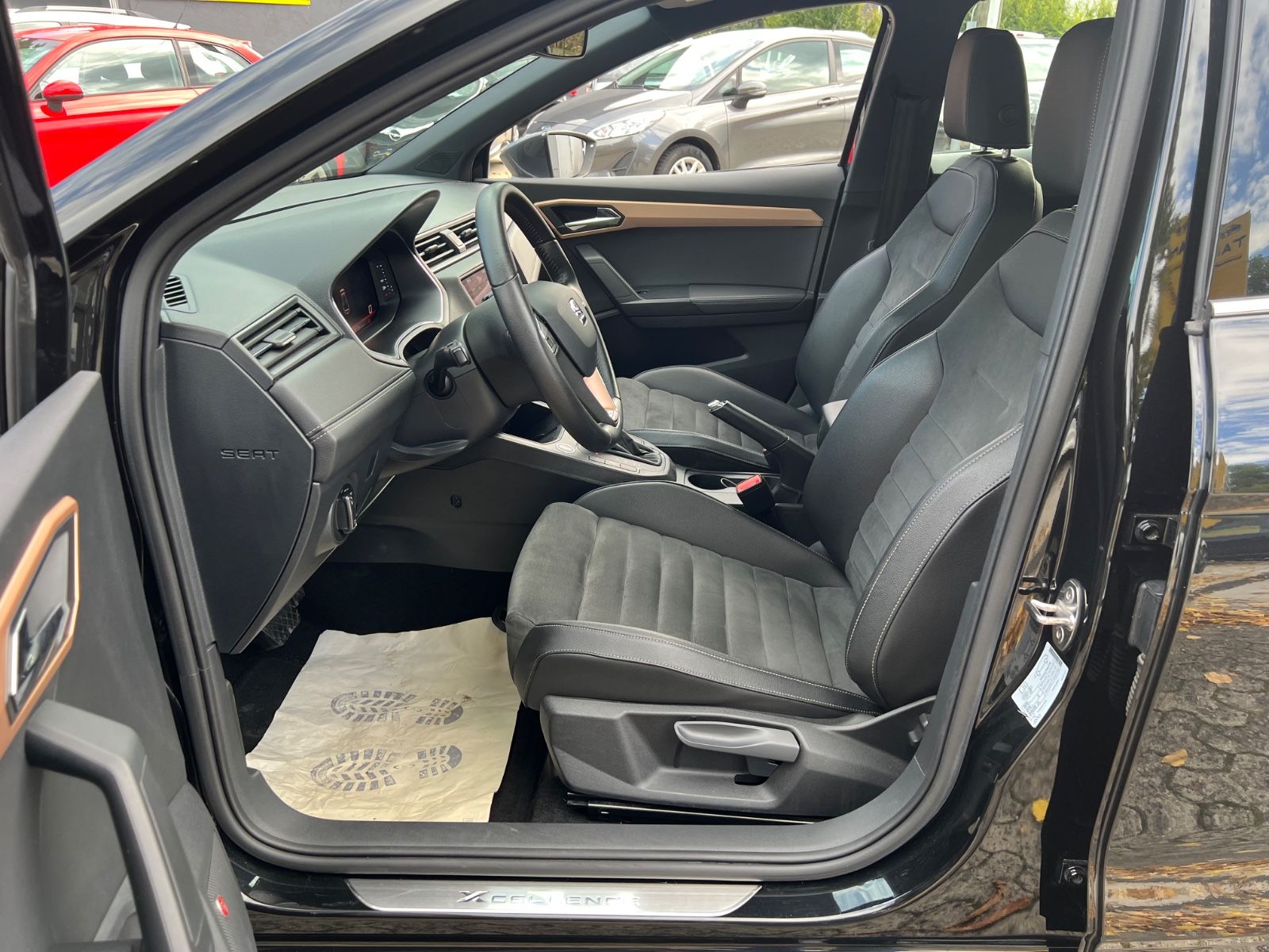Fahrzeugabbildung SEAT Ibiza Xcellence Sport DSG *KEYLESS*ALCANTARA*LED