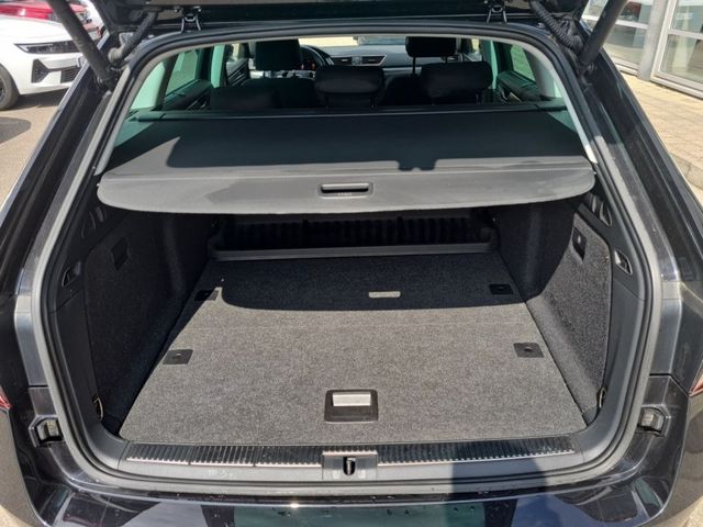 Superb Combi 2.0 TDI DSG Style