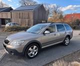 Skoda Octavia 1.8 TSI 4x4 Scout Combi Scout - Skoda Octavia aus 2009: Scout