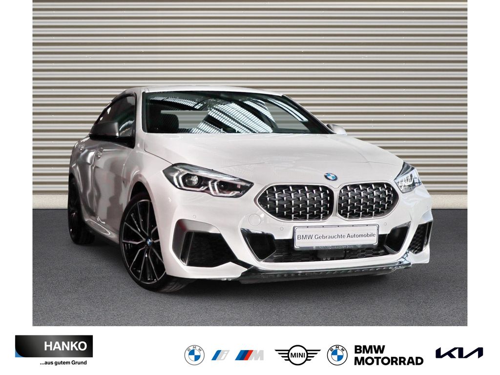 BMW M235