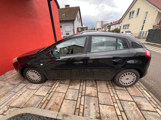 Fiat Bravo 1.4 16V T JET Dynamic-guter Zustand