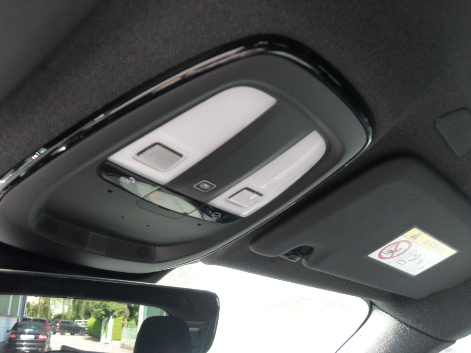 Fahrzeugabbildung Volvo XC 40 B4 Core