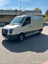Volkswagen Crafter LKW Kasten Regaleinbauten / Schraubstock
