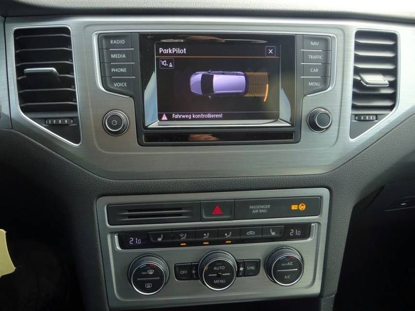 Fahrzeugabbildung Volkswagen Golf Sportsvan 1.4 TSI BMT Comfortline