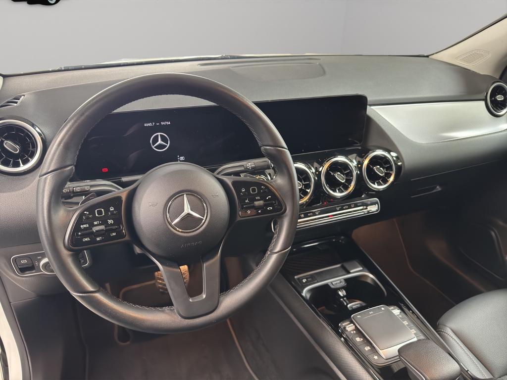Mercedes-Benz GLA 180