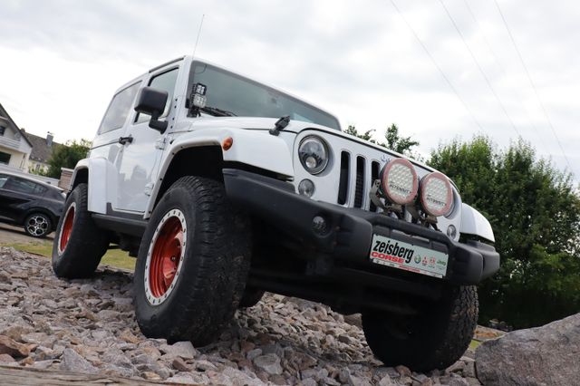 Fahrzeugabbildung Jeep Wrangler 2.8l CRD AT 2.5" AEV FOX JKS AHK