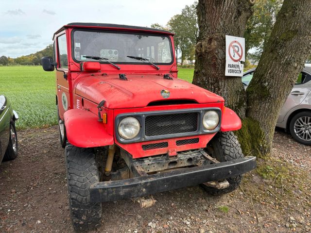 Toyota Land Cruiser BJ42 D