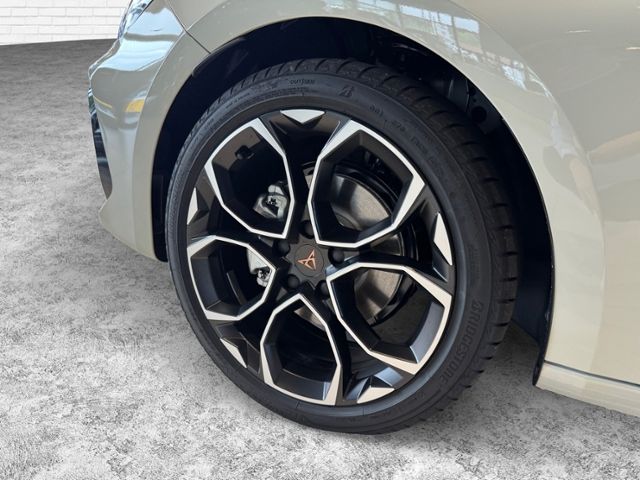 Fahrzeugabbildung CUPRA Leon 1.5 TSI KLIMA LED NAVI ALU