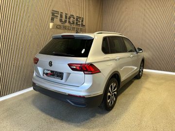 Volkswagen Tiguan - 4
