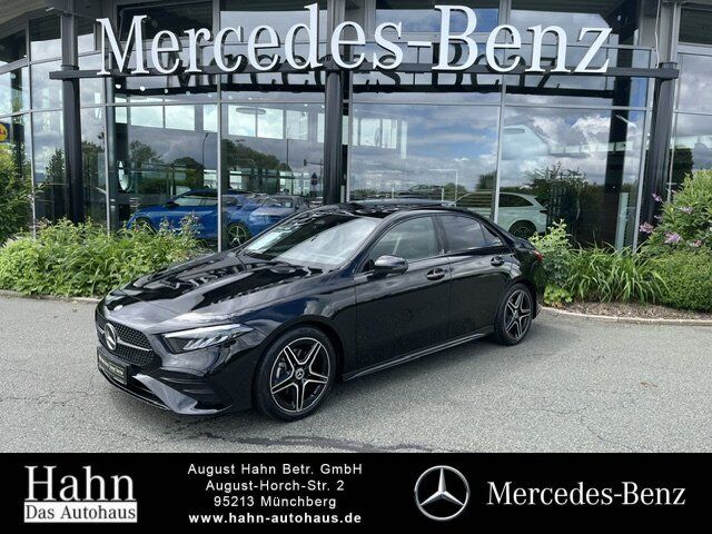Fahrzeugabbildung Mercedes-Benz A 200 Limo AMG/NIGHT/LED/KAM./PANO/TOTW./STANDH.