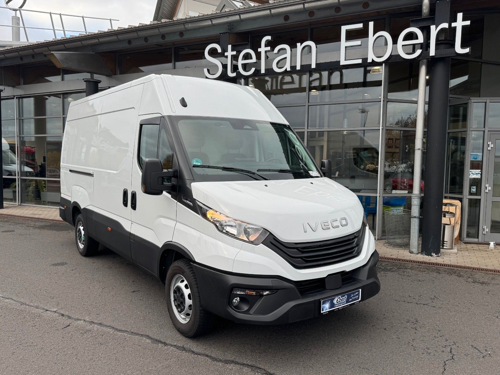 Fahrzeugabbildung Iveco Daily 35S16 A8 *R3.520mm*Automatik*AHK*ACC*