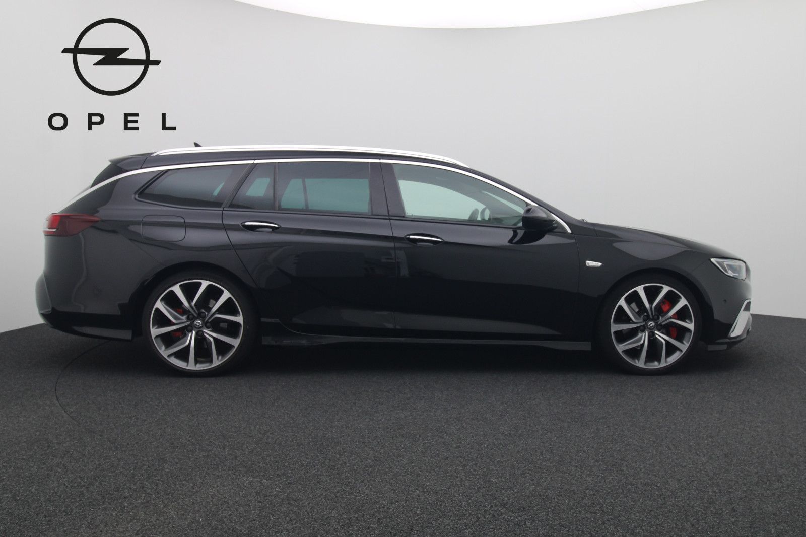 Fahrzeugabbildung Opel Insignia B 2.0 Sports Tourer GSi 4x4