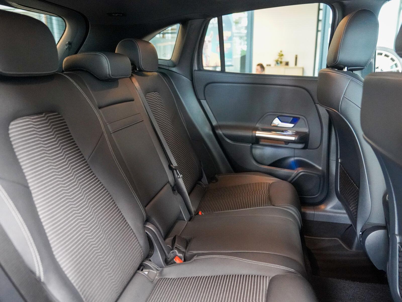 Mercedes-Benz GLA 4M Progressive MULTIBEAM AHK Standheizun, миниатюра 10