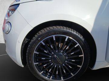 Fiat 500 e Icon +Kam.+LED+SHZ+PDC+SpurH++AUT