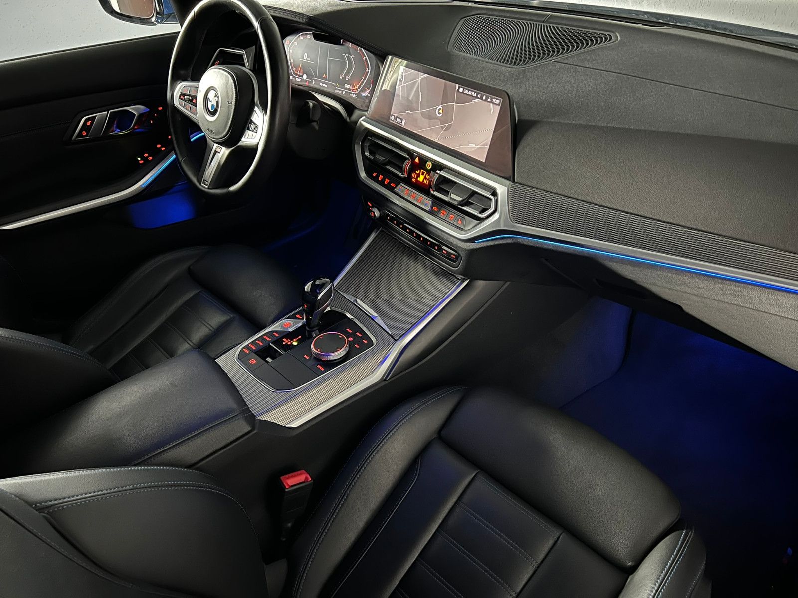 Fahrzeugabbildung BMW 330 i Lim. M SPORT/LASER/360*/H&K/HuD/ACC/DE FZG