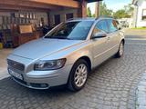Volvo V50 D5 Geartronic Summum Summum - Volvo V50 in Düsseldorf