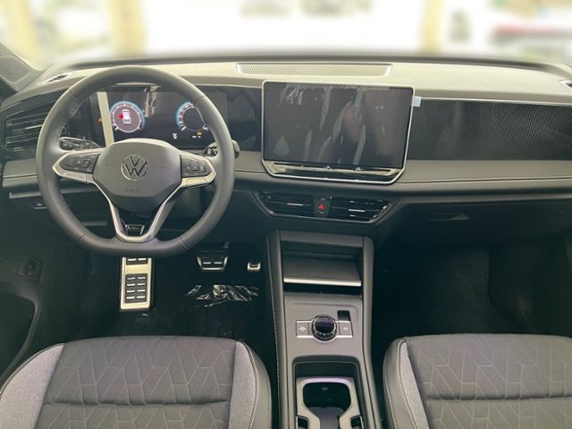 Fahrzeugabbildung Volkswagen Tiguan 1.5 eTSI DSG GOAL AHK LED-PLUS EL. HECKKL