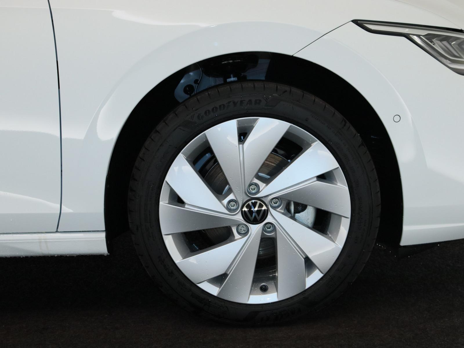 Volkswagen Golf VIII 1.5 eTSI Energy ACC NAVI KAMERA SHZ, миниатюра 20