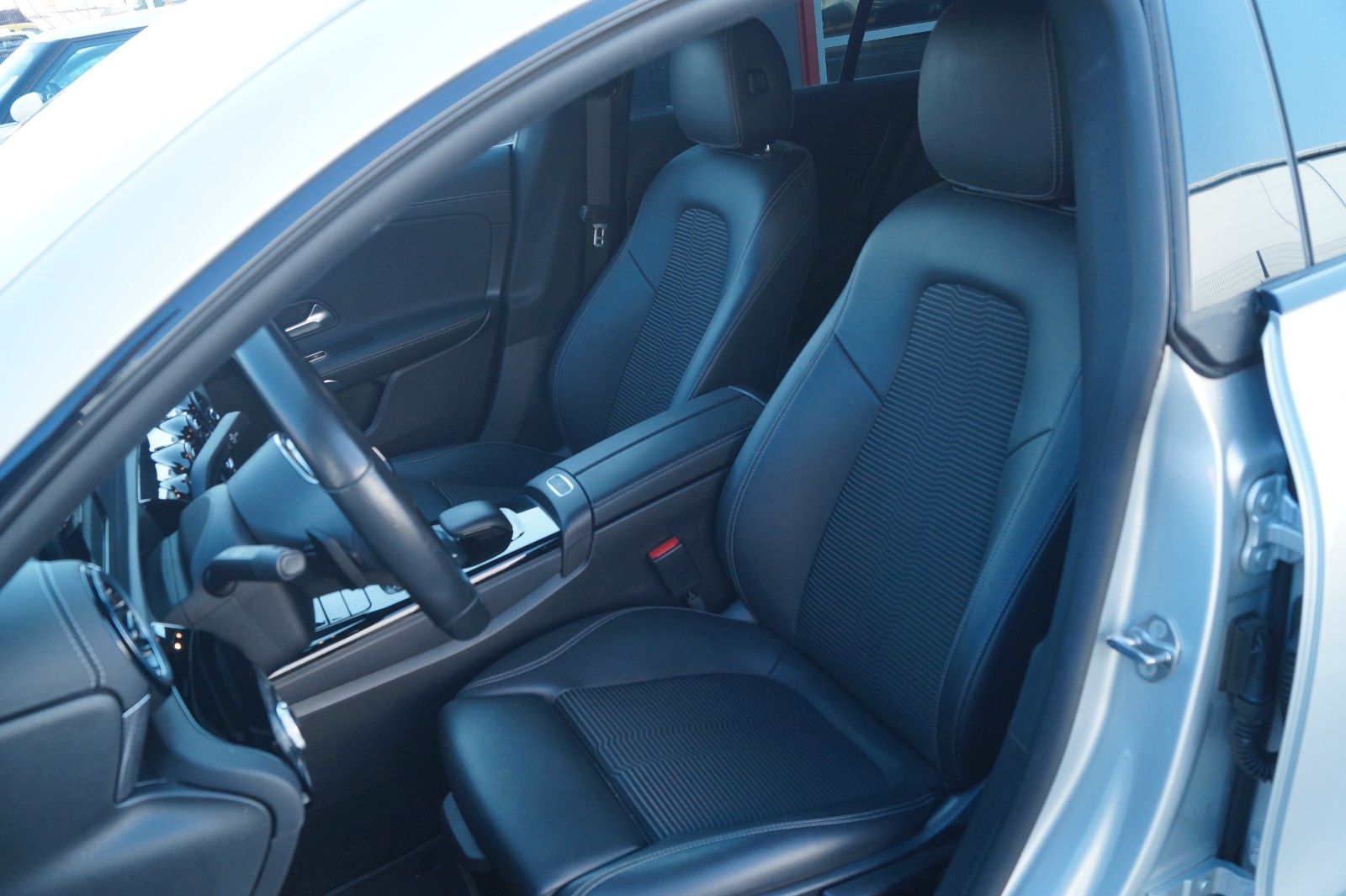 Fahrzeugabbildung Mercedes-Benz CLA Shooting Brake CLA 200 d