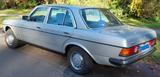 Mercedes-Benz 250  W123