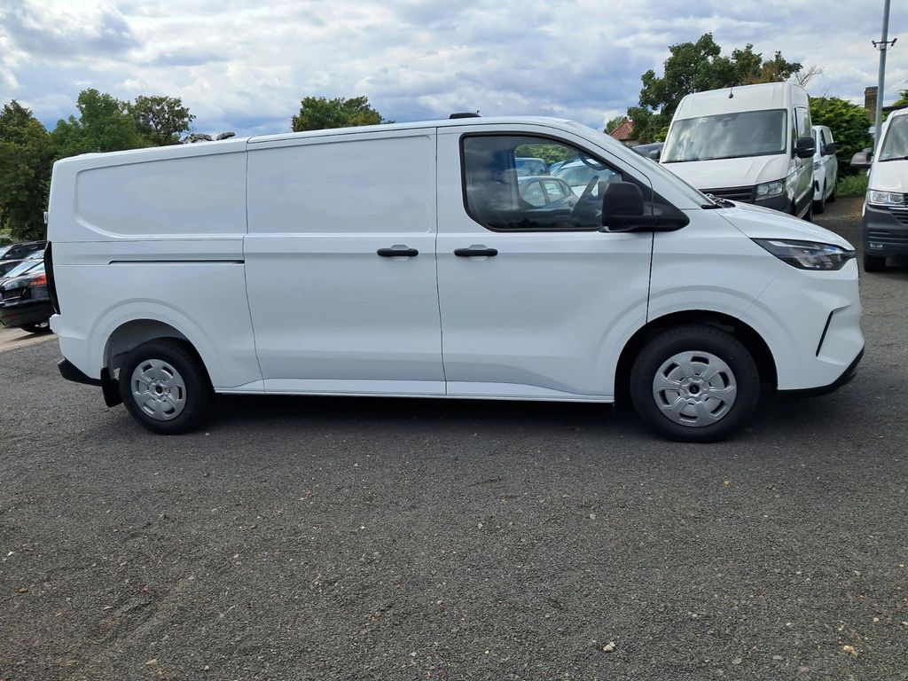 Image of Ford Transit Custom