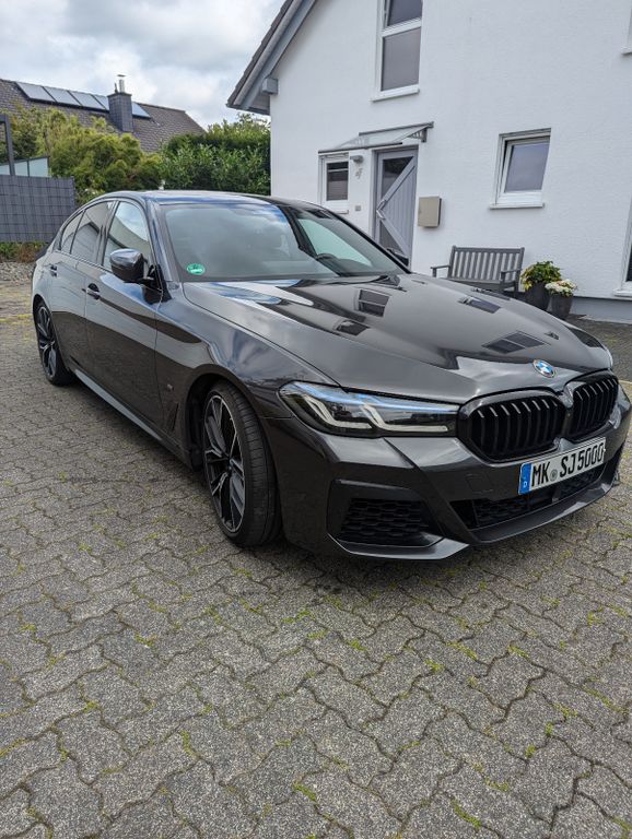 BMW M550