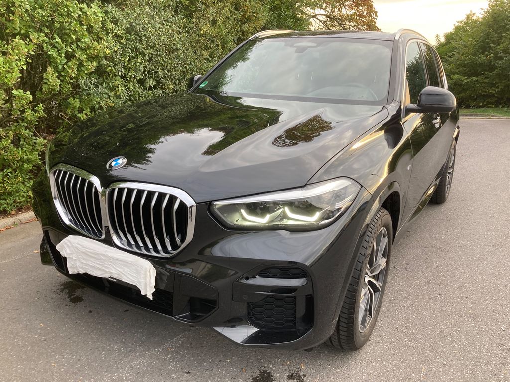 Image of BMW X5