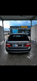 صورة 4 لـ 2005 Mercedes-BENZ E 280