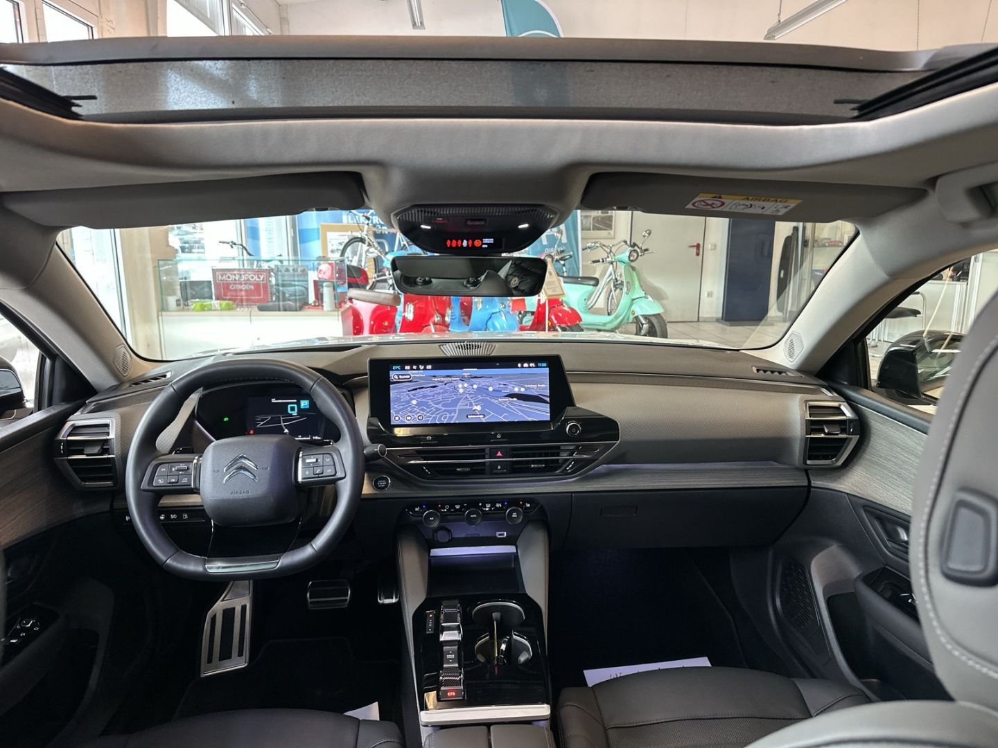 Fahrzeugabbildung Citroën C5X Plug-in 225 EAT8 Shine Pack Navi Panodach