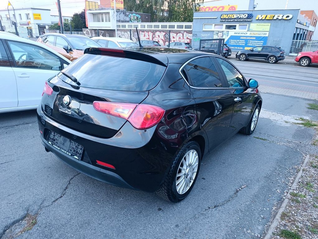 Alfa Romeo Giulietta Super*SITZH*KLIMA-A*LED*SPORT*TÜV03.26
