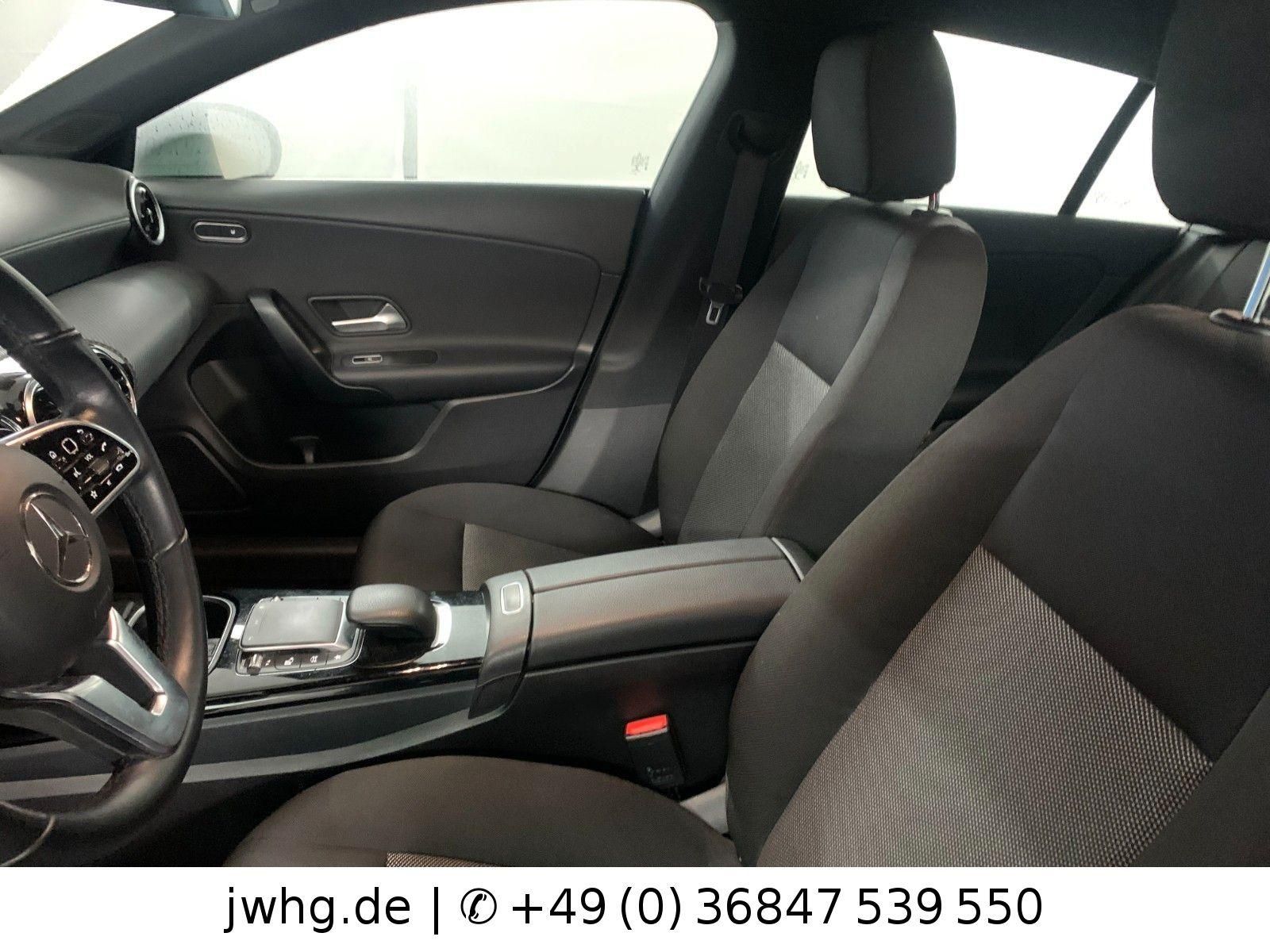 Mercedes-Benz CLA 220 4M SB LED Tempo StHz AHK DAB SpurAss 17" foto 11