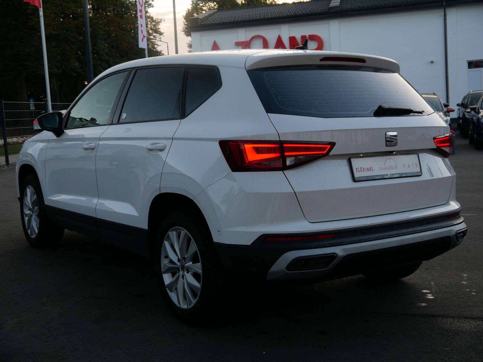 Seat Ateca 1.5 Style Sitzheizung Keyless Tempomat LED imagem 3