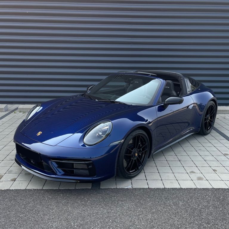 Porsche 992
