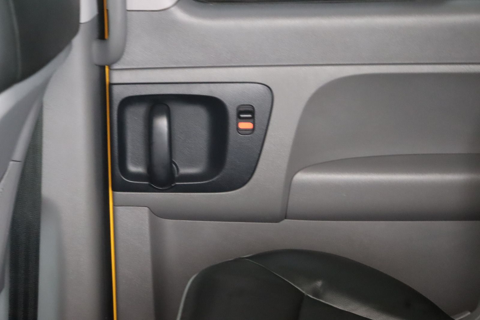 Fahrzeugabbildung Hyundai H-1 2.5CRDi Starex * RFK * Lenkradhzg. * Navi