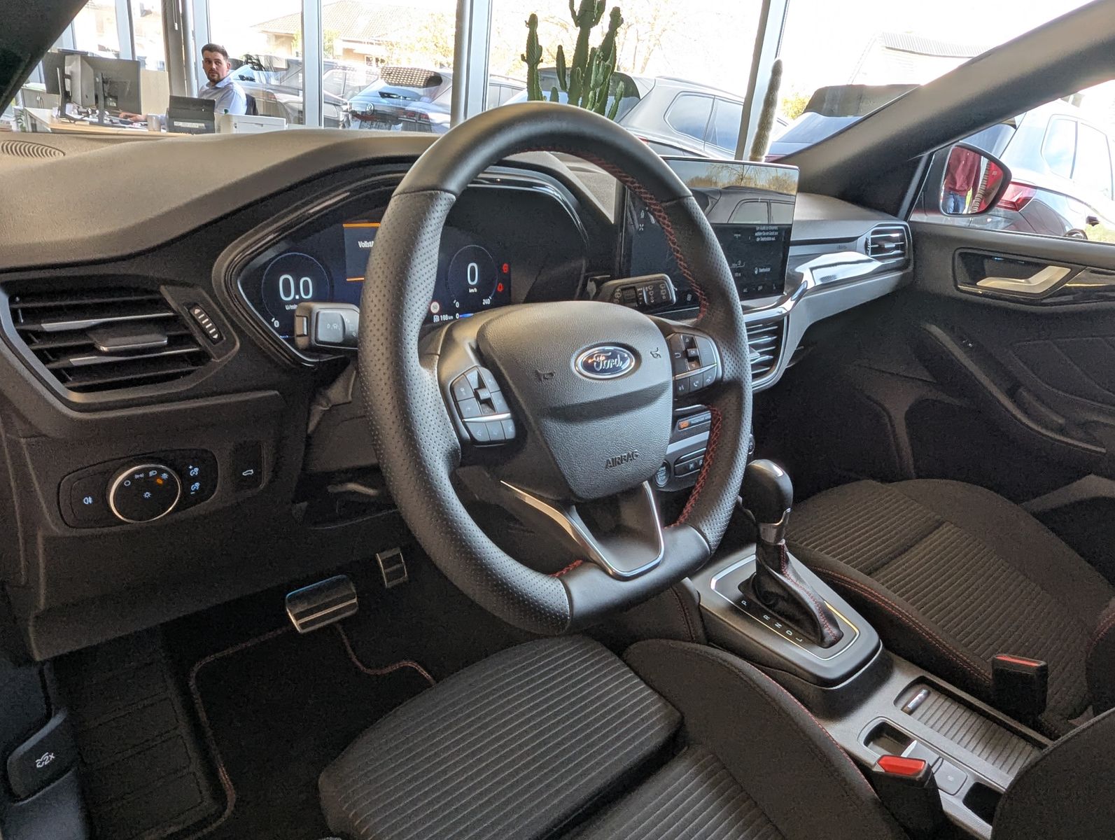 Fahrzeugabbildung Ford Focus 1.0 ST-Line X EB Matrix B&amp;O ACC Kamera 18"