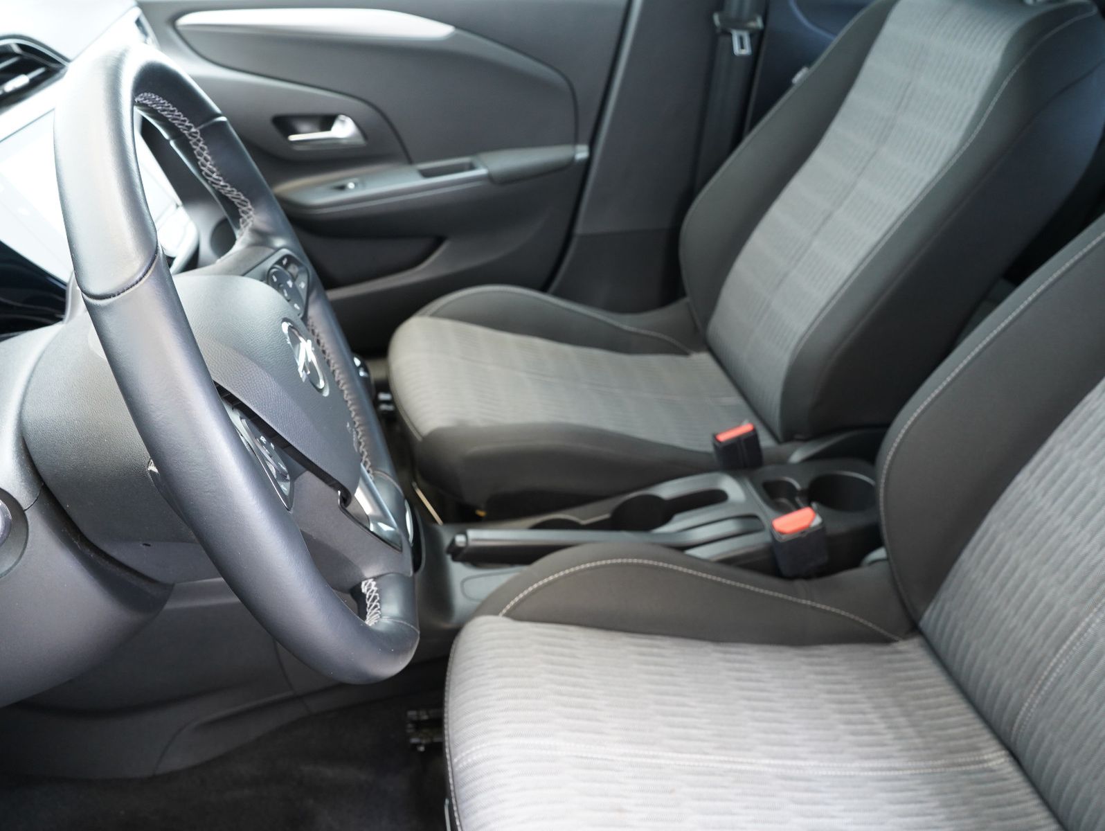 Fahrzeugabbildung Opel Corsa F 1.2 Turbo Edition DAB/LED/PDC/KAMERA/SHZ