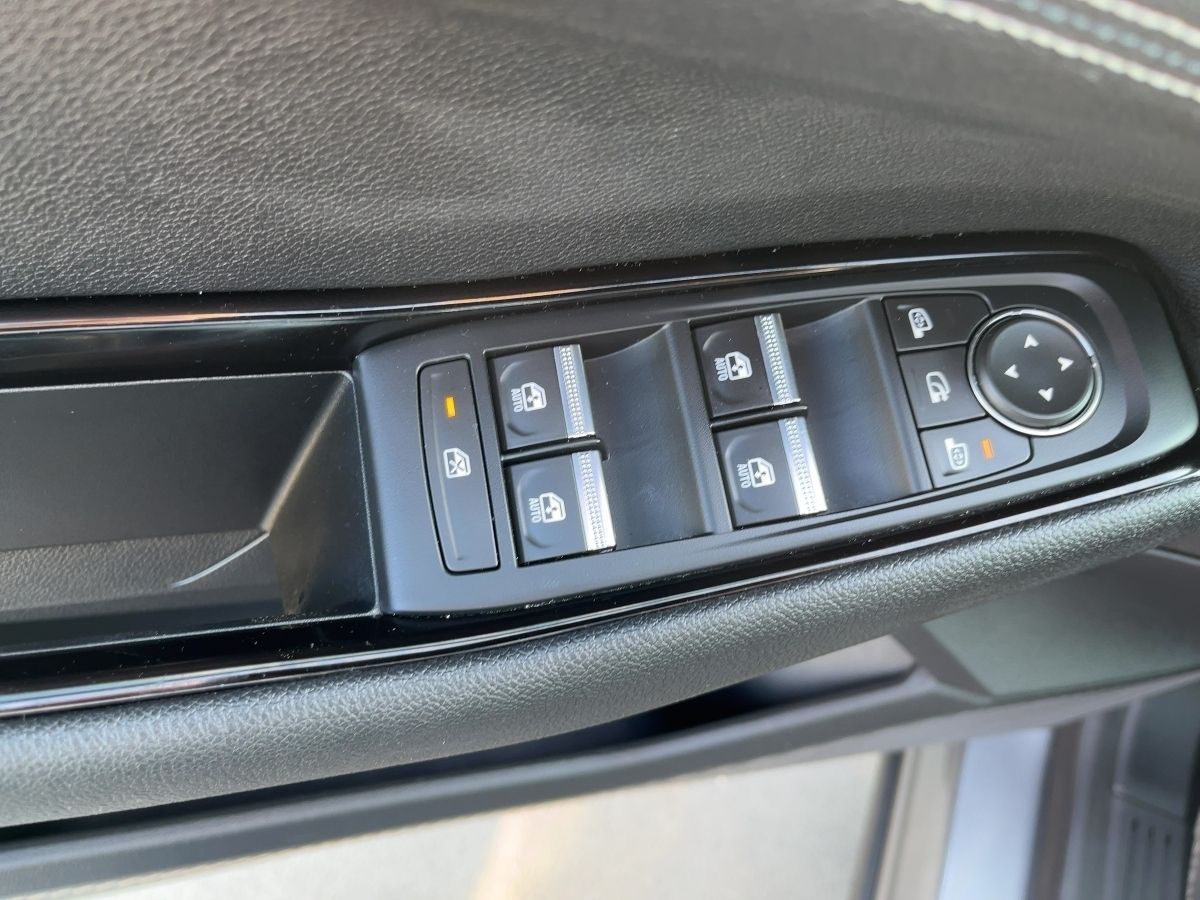 Fahrzeugabbildung Renault Austral Techno 160 Aut. el. Heckkl. WSSbeh. SHZ