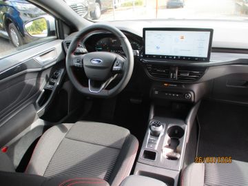 Ford Focus Turnier ST-Line 5j Garantie + Winterpaket