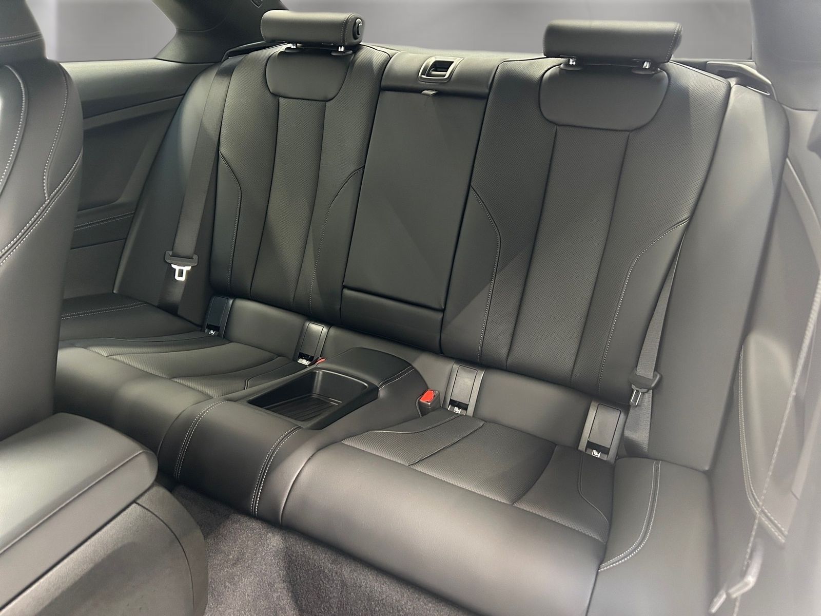 BMW 220 - Bild 13