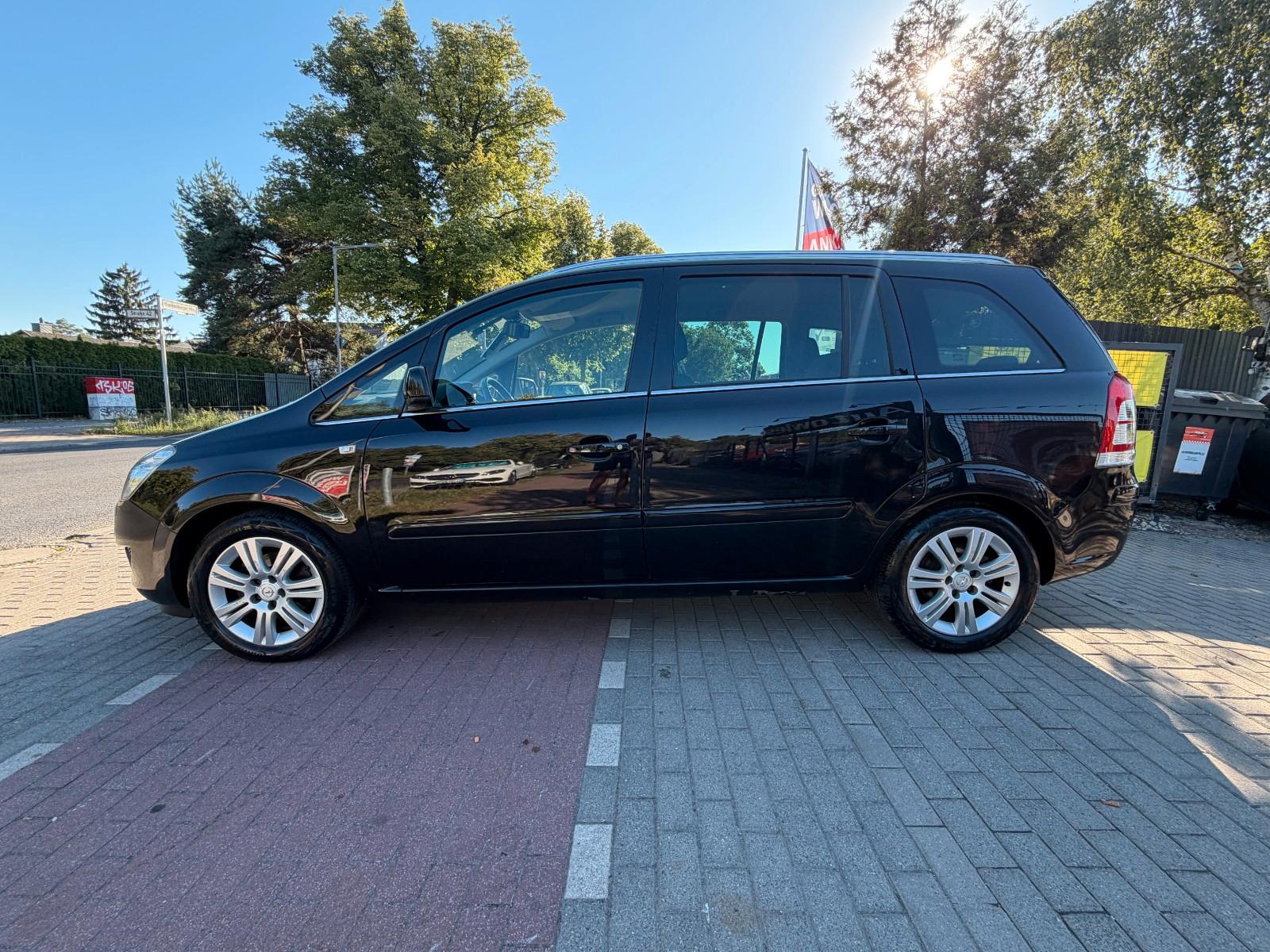 Opel Zafira B Innovation 1.8*Xenon*Klima*Temp*SHZ*PDC