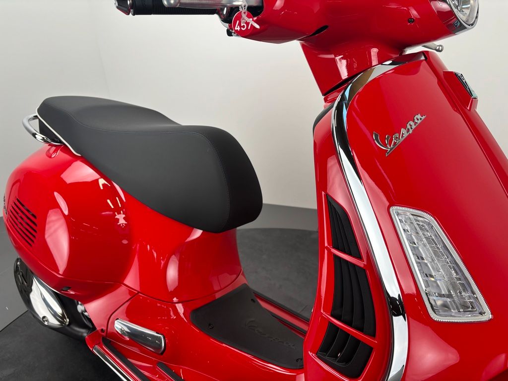 Fahrzeugabbildung Vespa GTS 310 FL SUPER *NEUFAHRZEUG 2026 + GARANTIE*