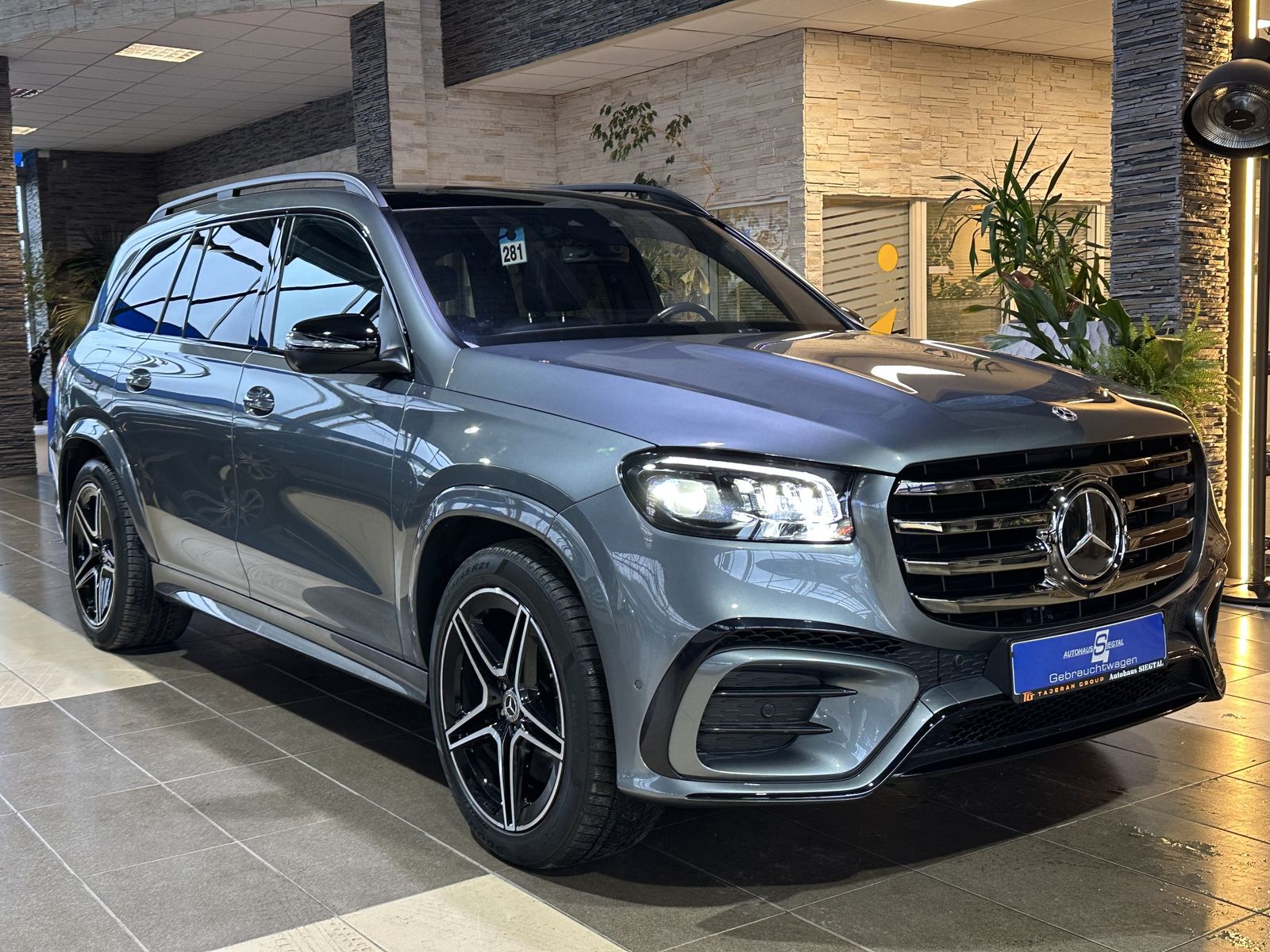 MERCEDES-BENZ GLS 450 d 4Matic*AMG-Line*Night*Pano*HUD*ACC*SHZ