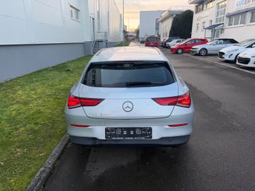 Mercedes CLA 180 Shooting Brake - 4