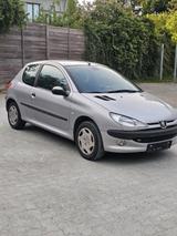 Peugeot 206 Automatik TÜV neu - Peugeot 206 in Kiel